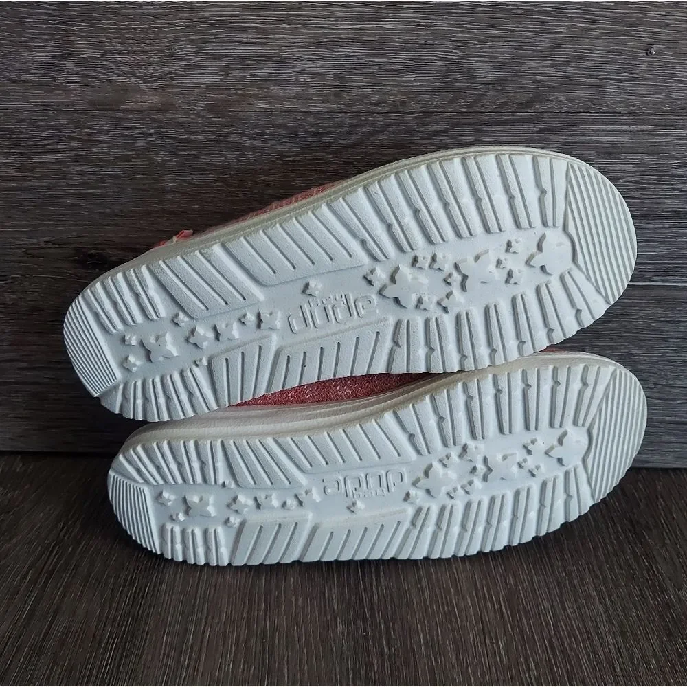 EUC Hey Dude Wendy Stretch Coral Pearl Moccasin 3Y